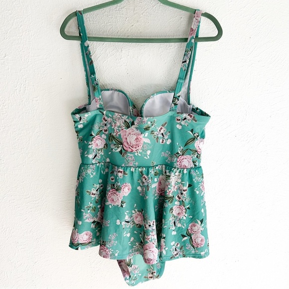Torrid Underwire Push-Up Peplum One Piece Swimsuit Dress Agua Teal Floral Sz 2 - Picture 5 of 8